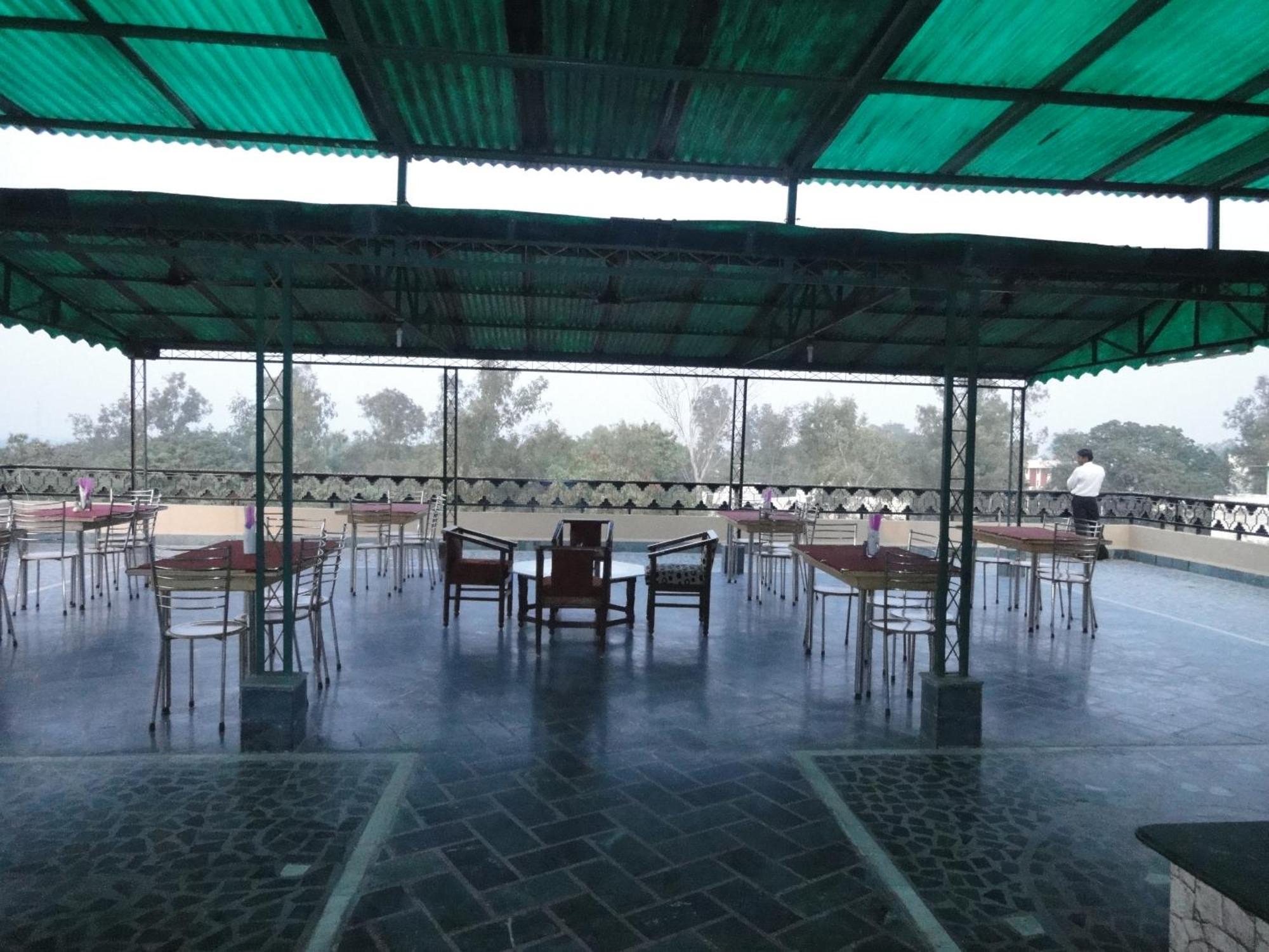 Hotel Taj Plaza, Vip Road, Agra Agra  Exterior foto