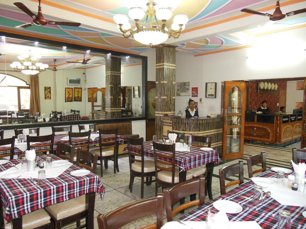 Hotel Taj Plaza, Vip Road, Agra Agra  Exterior foto