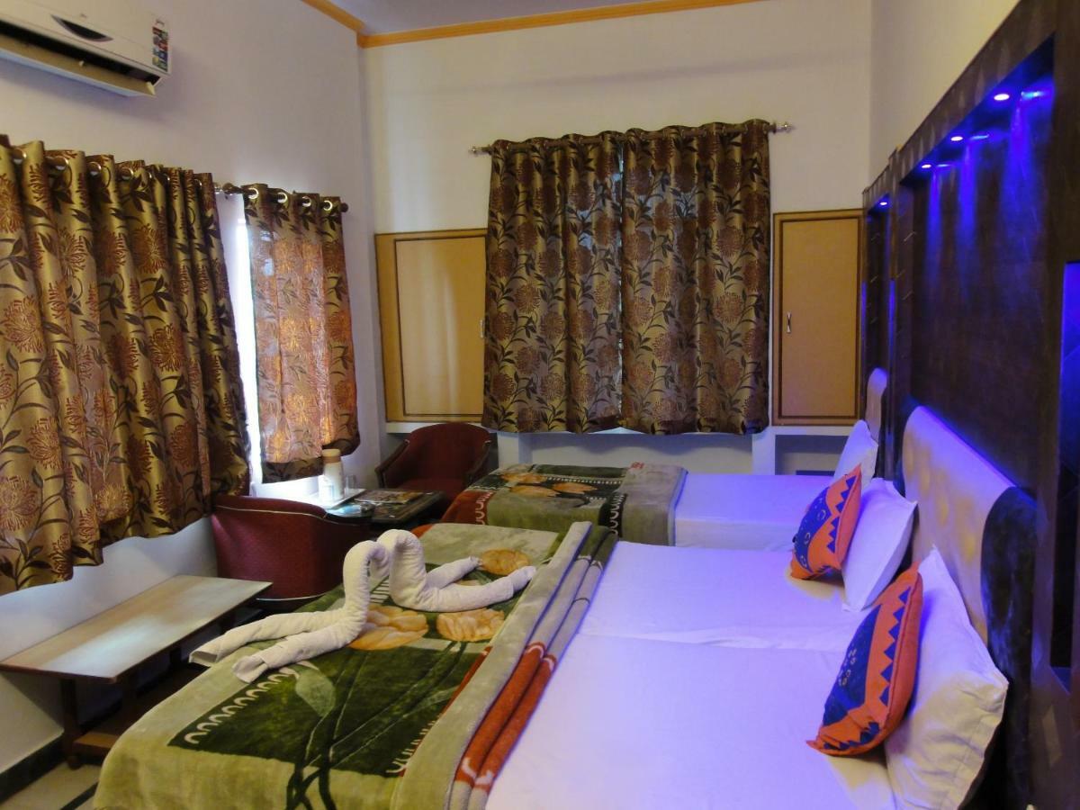Hotel Taj Plaza, Vip Road, Agra Agra  Exterior foto